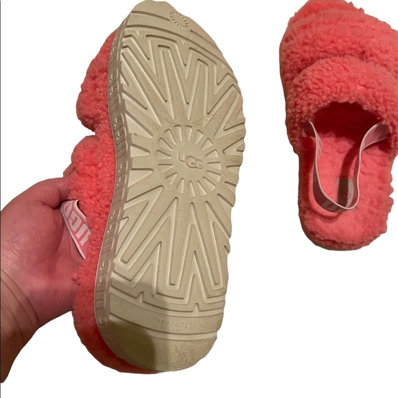 Taffy Pink UGG sandals/ slippers, Only worn few times. - Picture 8 of 8